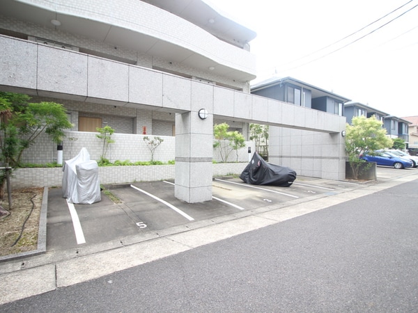 バイク置き場