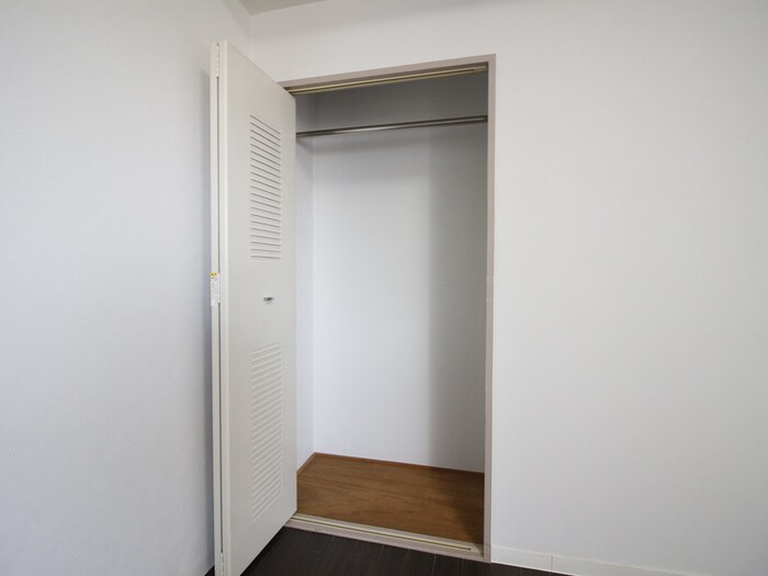 物件内観写真14　(収納)