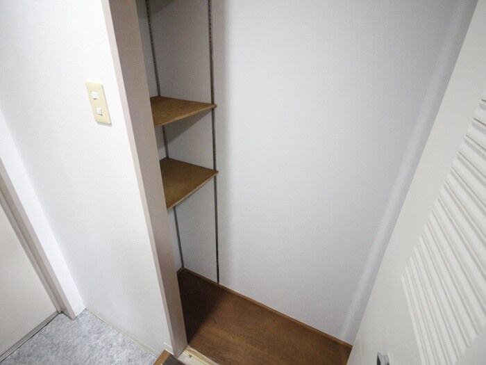 物件内観写真19　(靴箱)