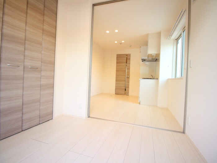 物件内観写真16　(居室)