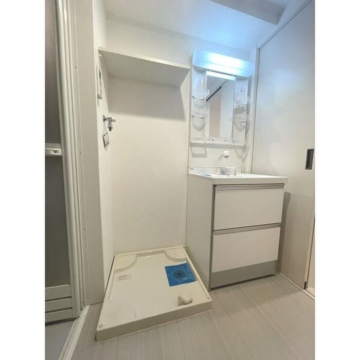 物件内観写真13　(洗濯機置場)