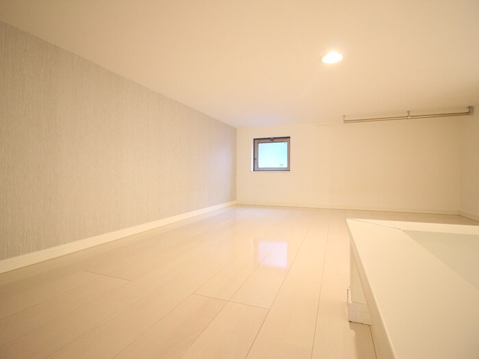 物件内観写真8　(ロフト)