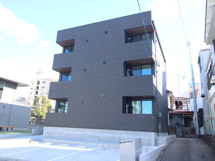 物件外観写真2　(外観写真)