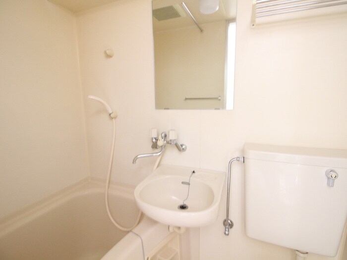 物件内観写真12　(洗面)