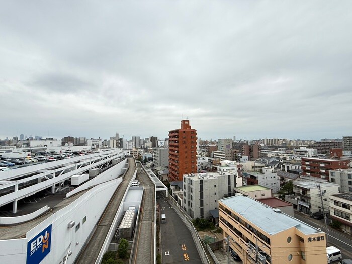 物件内観写真16　(室内からの展望)
