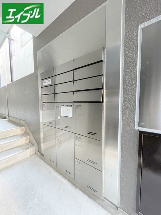 物件外観写真4　(建物設備)