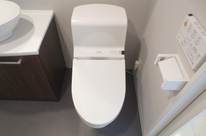 物件内観写真9　(トイレ)