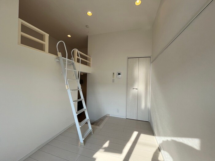 物件内観写真10　(居室)