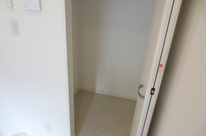 物件内観写真14　(収納)