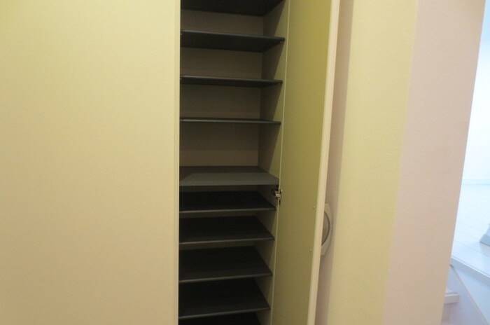 物件内観写真17　(靴箱)