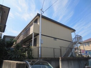 シャルマン外観写真