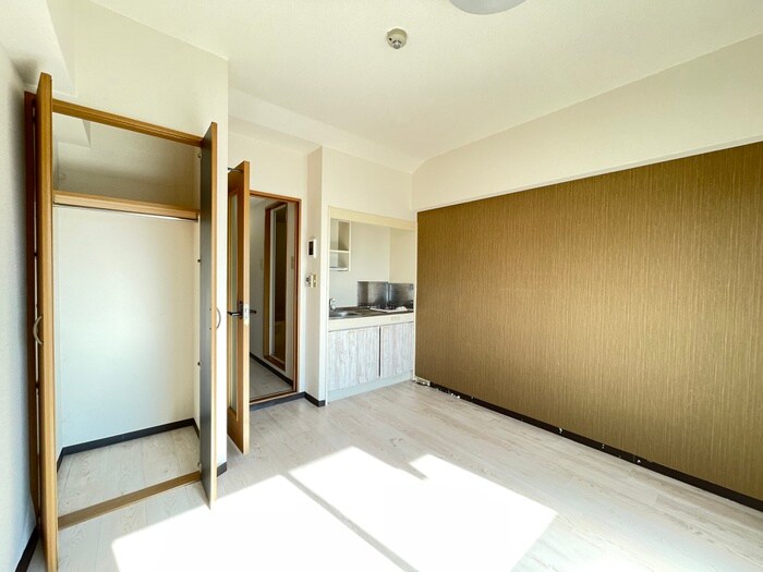 物件内観写真7　(居室)