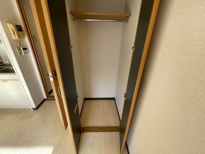 物件内観写真10　(収納)
