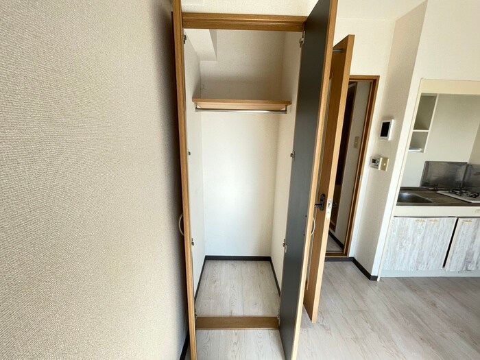 物件内観写真10　(収納)