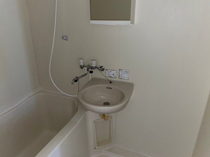 物件内観写真11　(洗面)