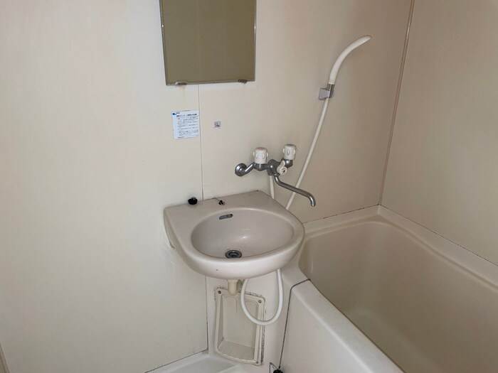 物件内観写真13　(洗面)