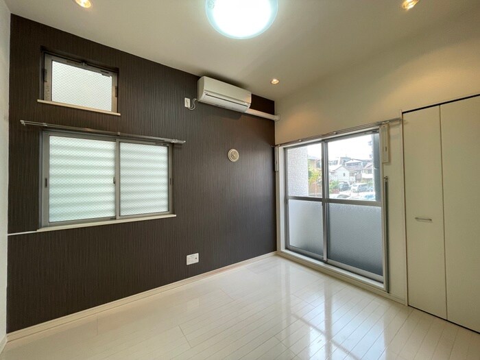 物件内観写真8　(居室)