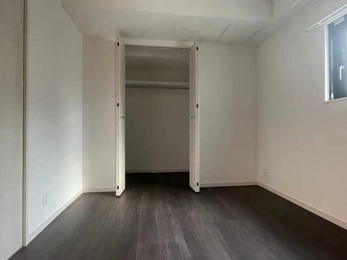 物件内観写真15　(収納)