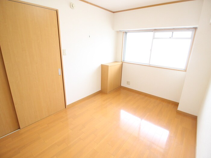 物件内観写真21　(居室)