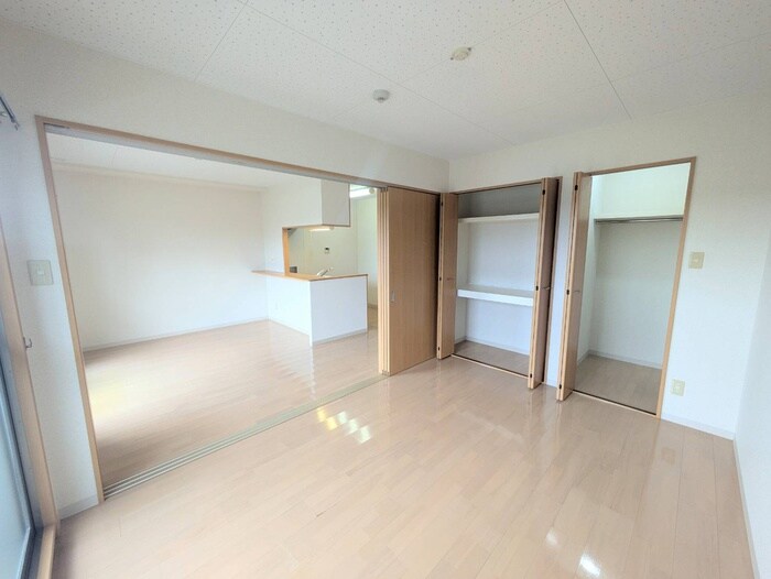 物件内観写真9　(居室)