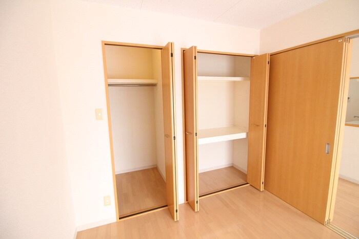 物件内観写真11　(収納)