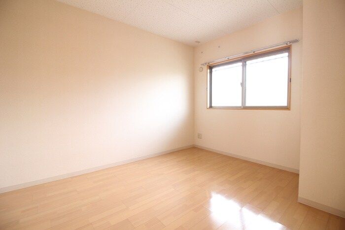 物件内観写真19　(居室)