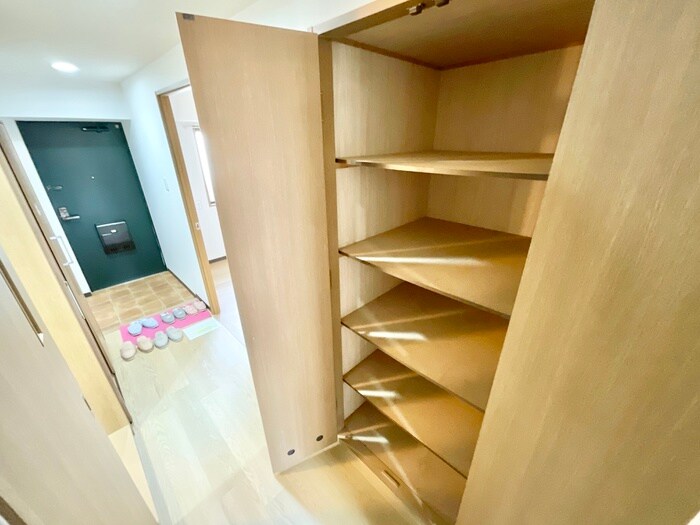 物件内観写真17　(廊下)