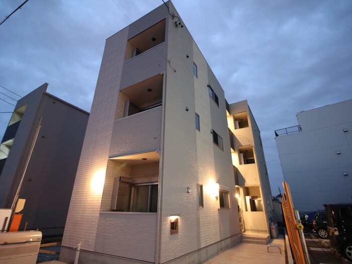 物件外観写真3　(外観写真)