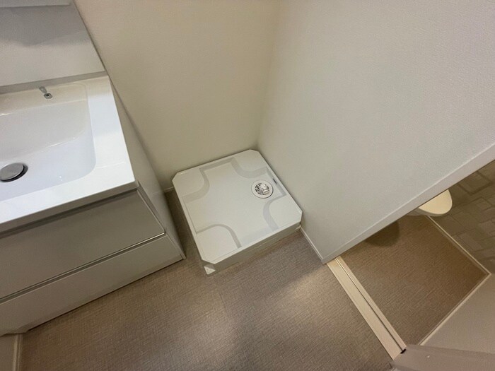 物件内観写真14　(洗濯機置場)