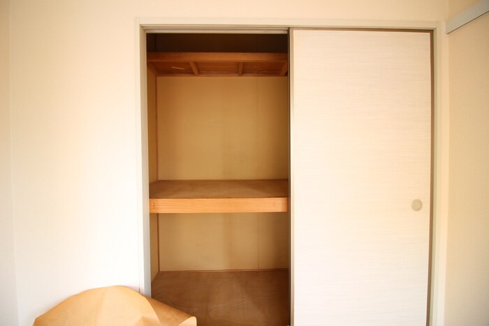 物件内観写真11　(収納)