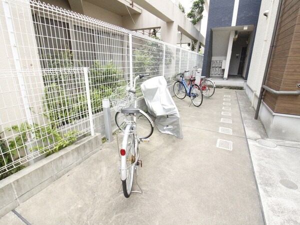 駐輪場