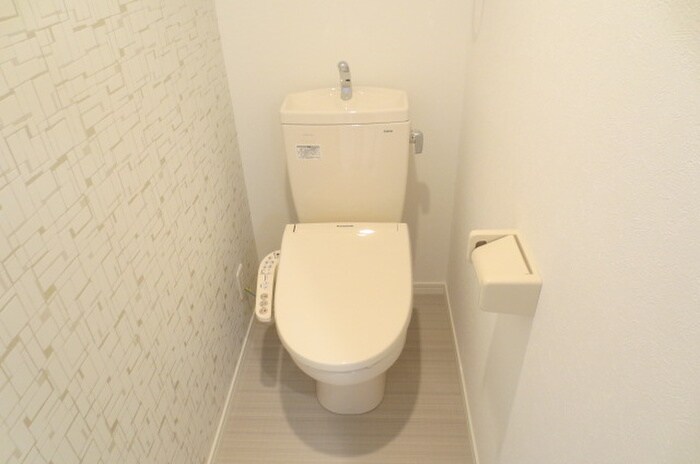 物件内観写真12　(トイレ)