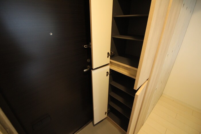 物件内観写真16　(靴箱)