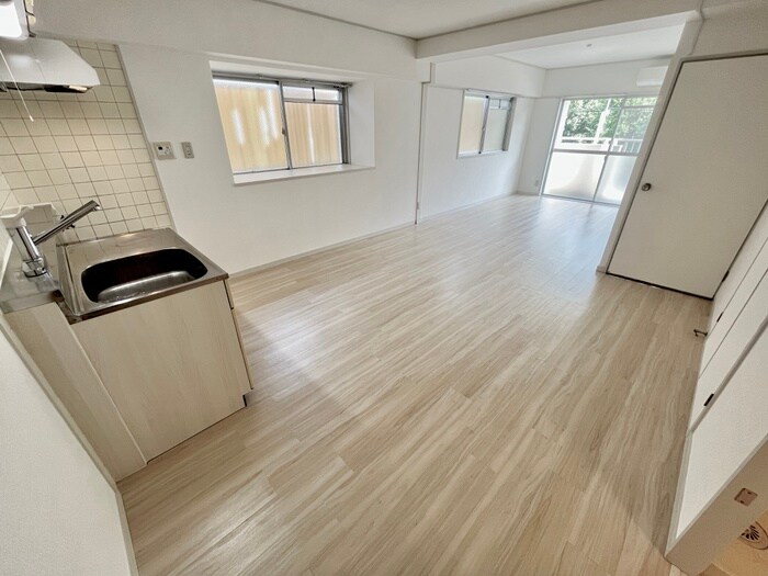 物件内観写真8　(居室)