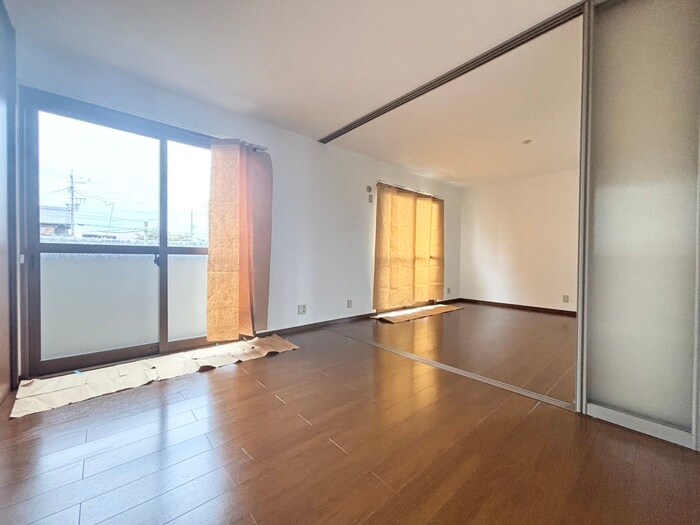 物件内観写真8　(居室)