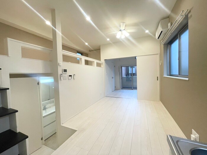 物件内観写真8　(居室)