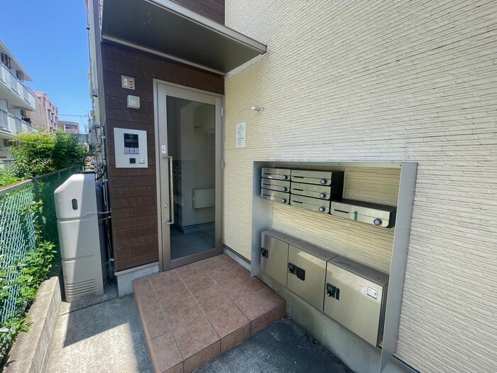 物件外観写真4　(建物設備)