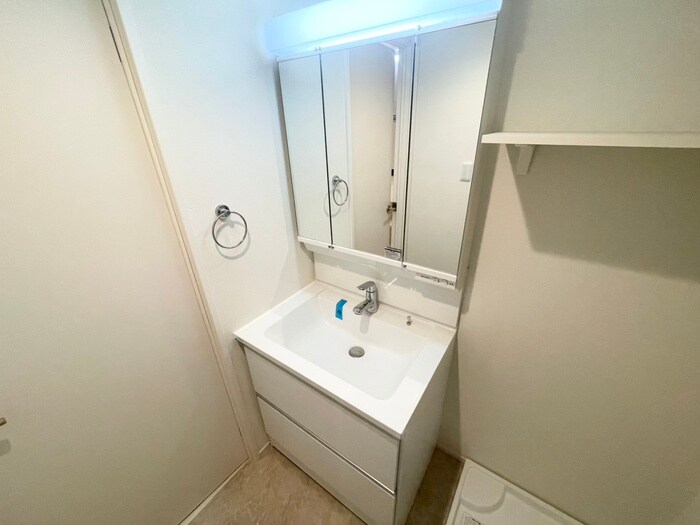 物件内観写真13　(洗面)