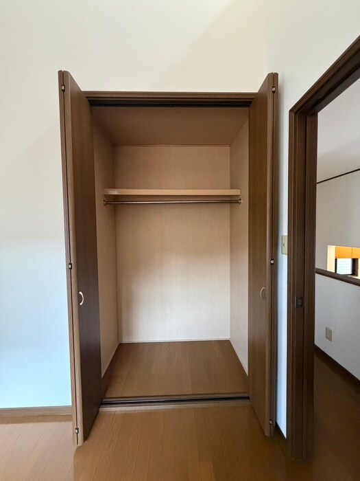 物件内観写真15　(収納)