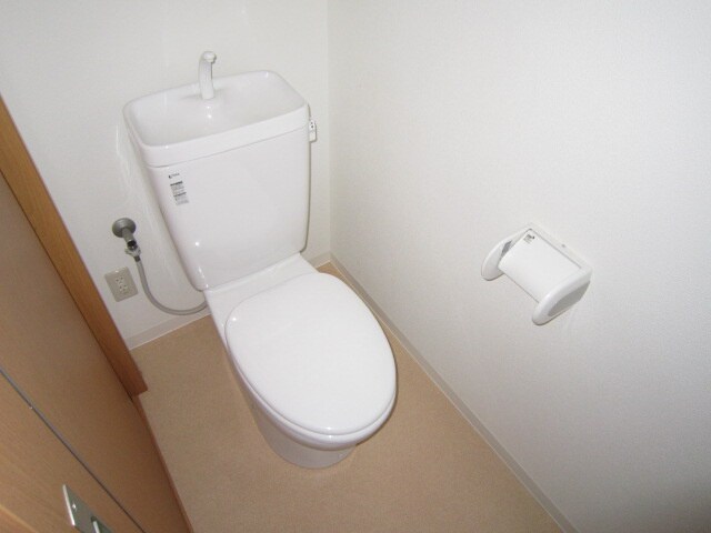 物件内観写真8　(トイレ)