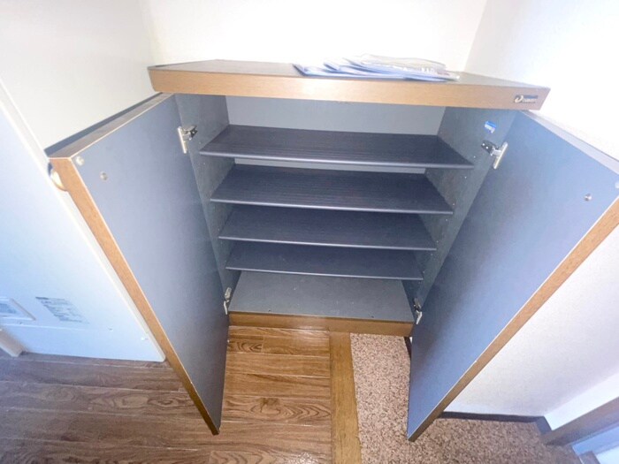 物件内観写真19　(靴箱)