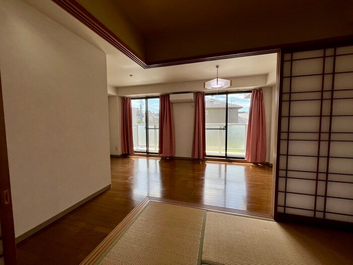 物件内観写真9　(居室)