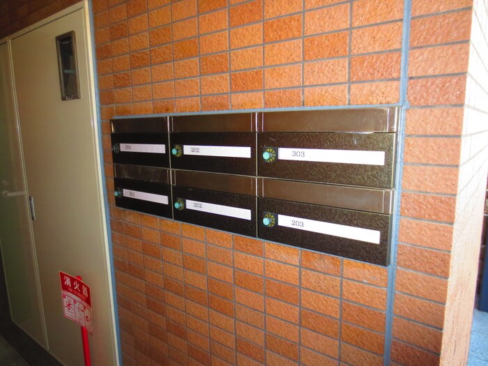 物件外観写真6　(建物設備)