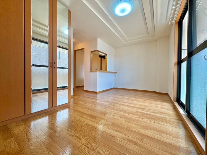 物件内観写真21　(居室)