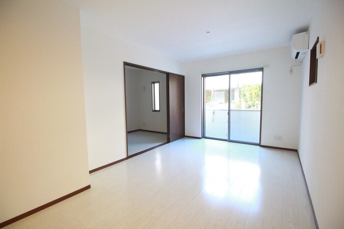 物件内観写真7　(居室)