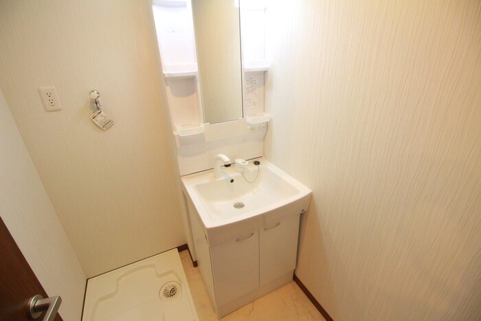 物件内観写真9　(洗面)