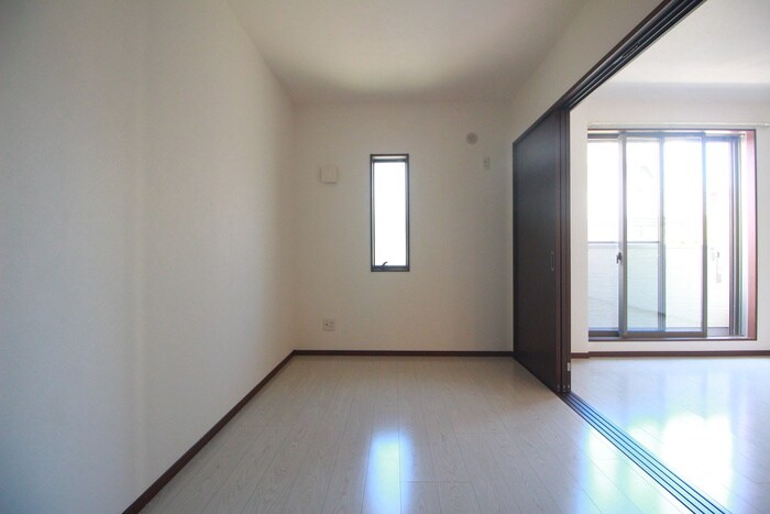 物件内観写真12　(居室)