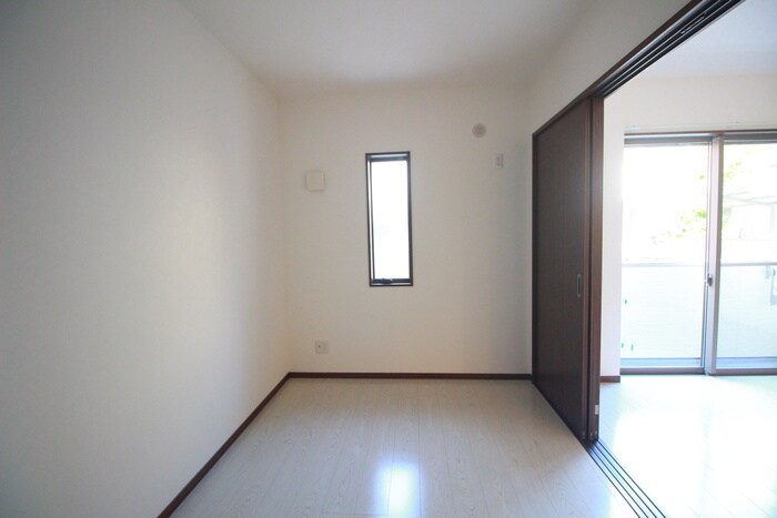 物件内観写真12　(居室)