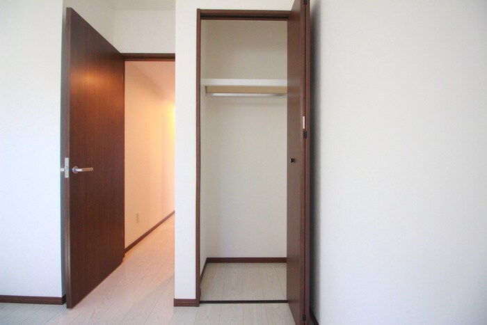 物件内観写真13　(収納)