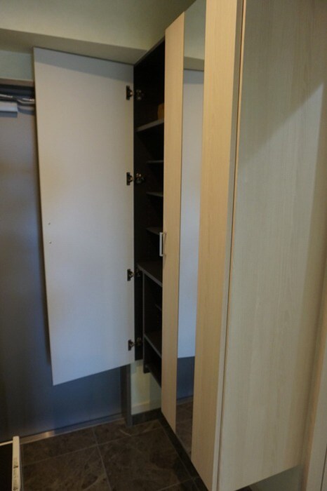 物件内観写真12　(収納)